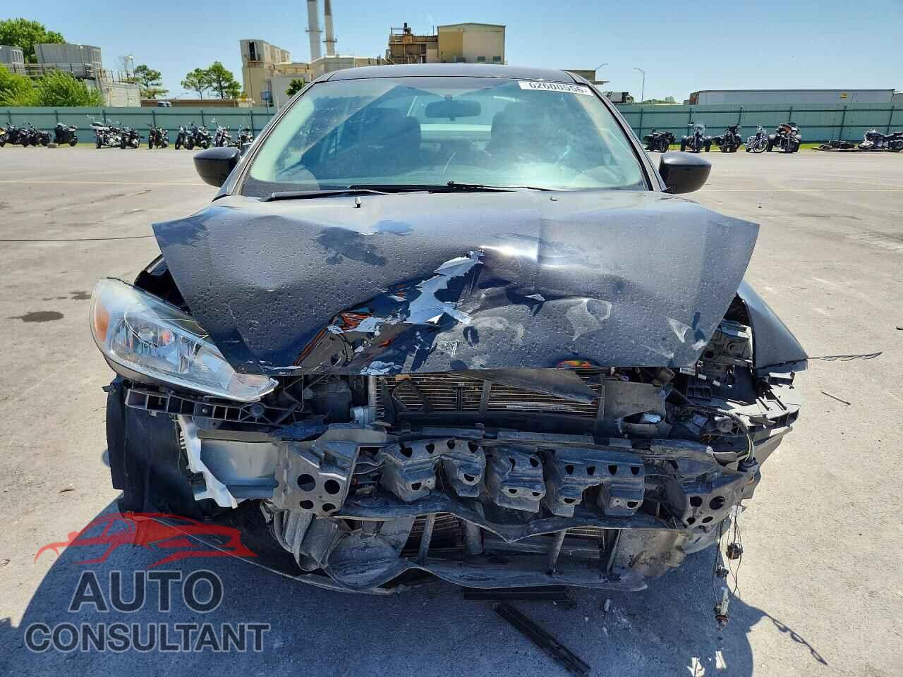 FORD FOCUS 2018 - 1FADP3FE2JL284724