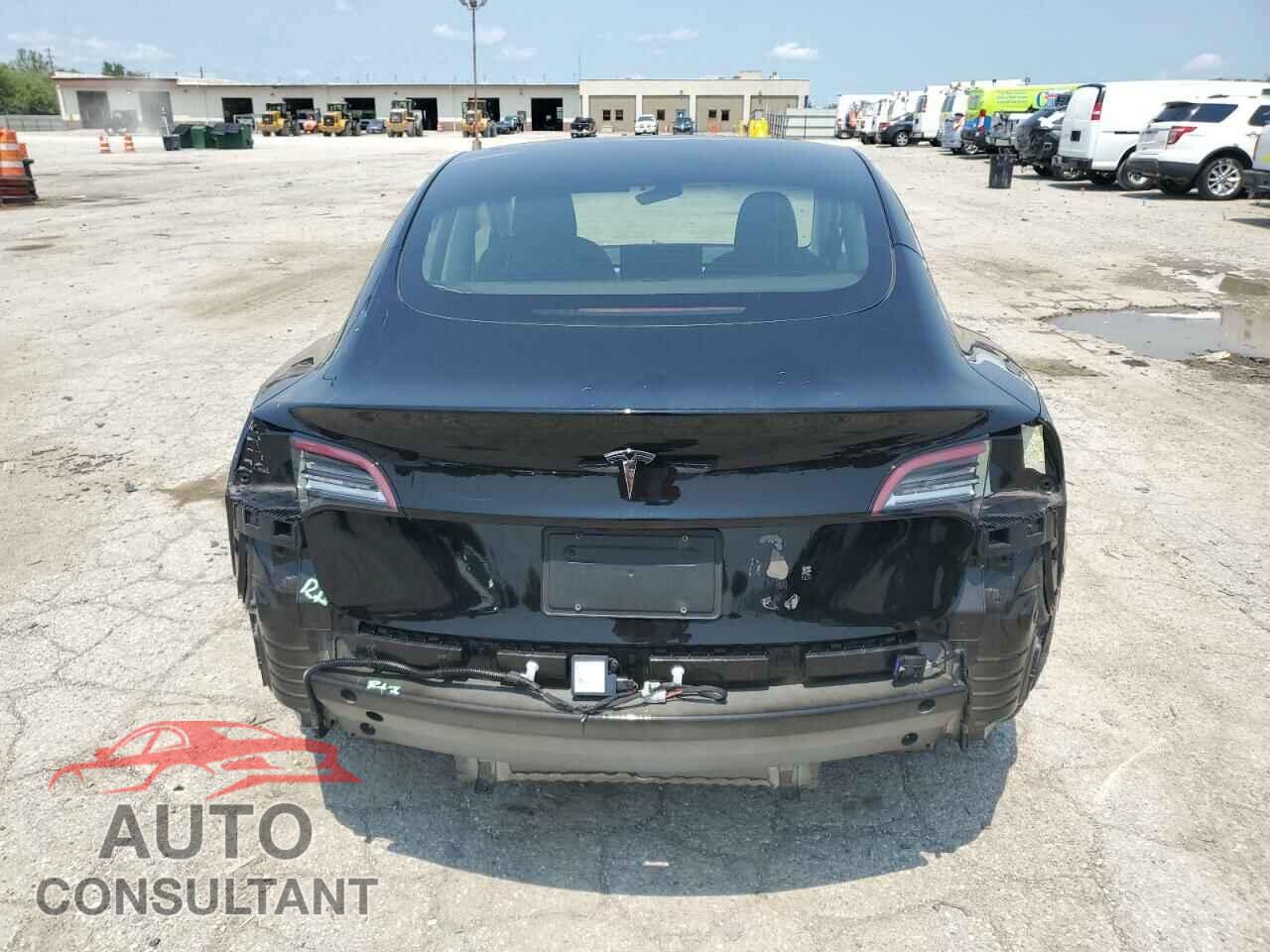 TESLA MODEL 3 2023 - 5YJ3E1EA8PF447919