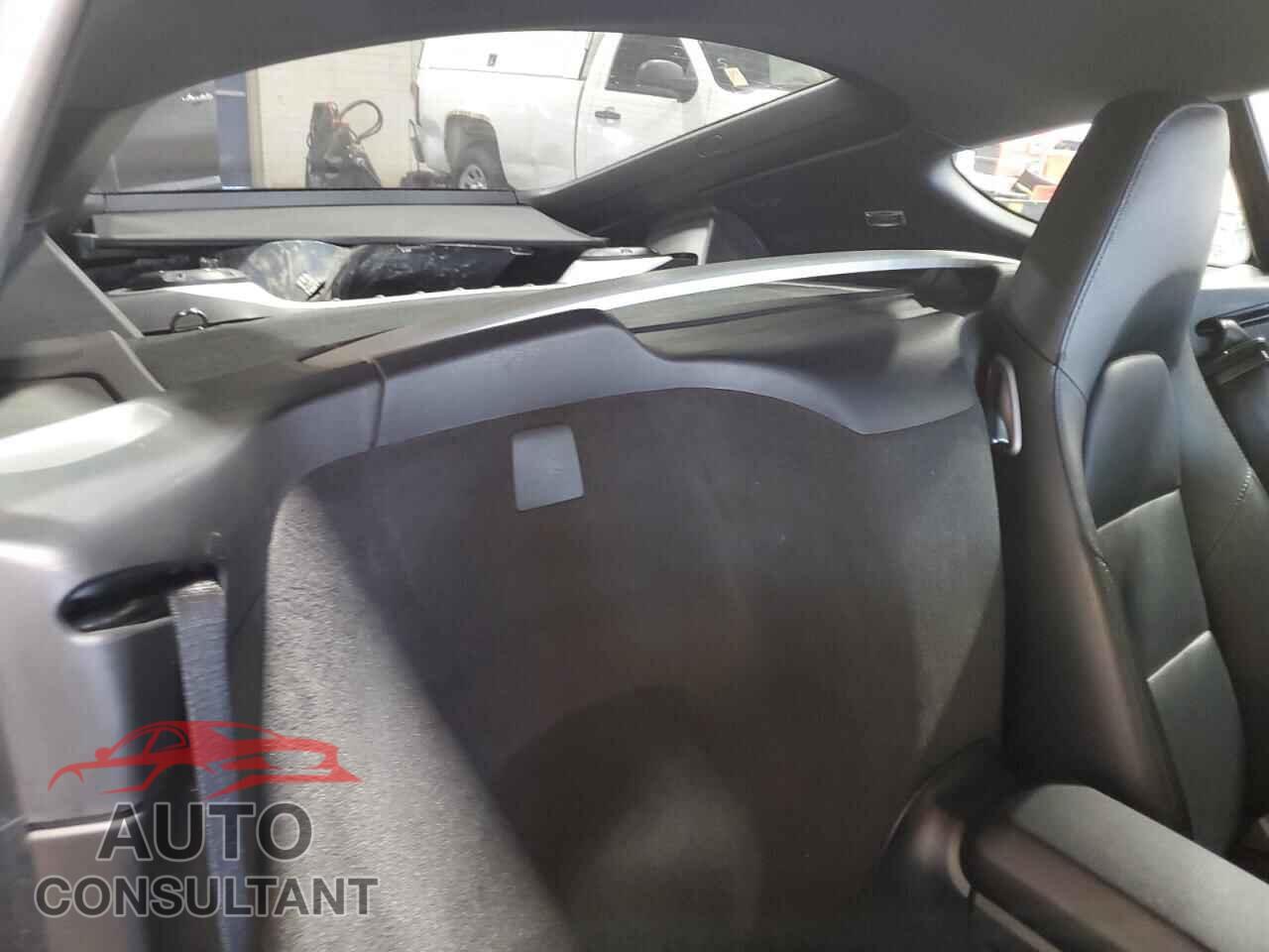 PORSCHE CAYMAN 2017 - WP0AA2A86HS270870