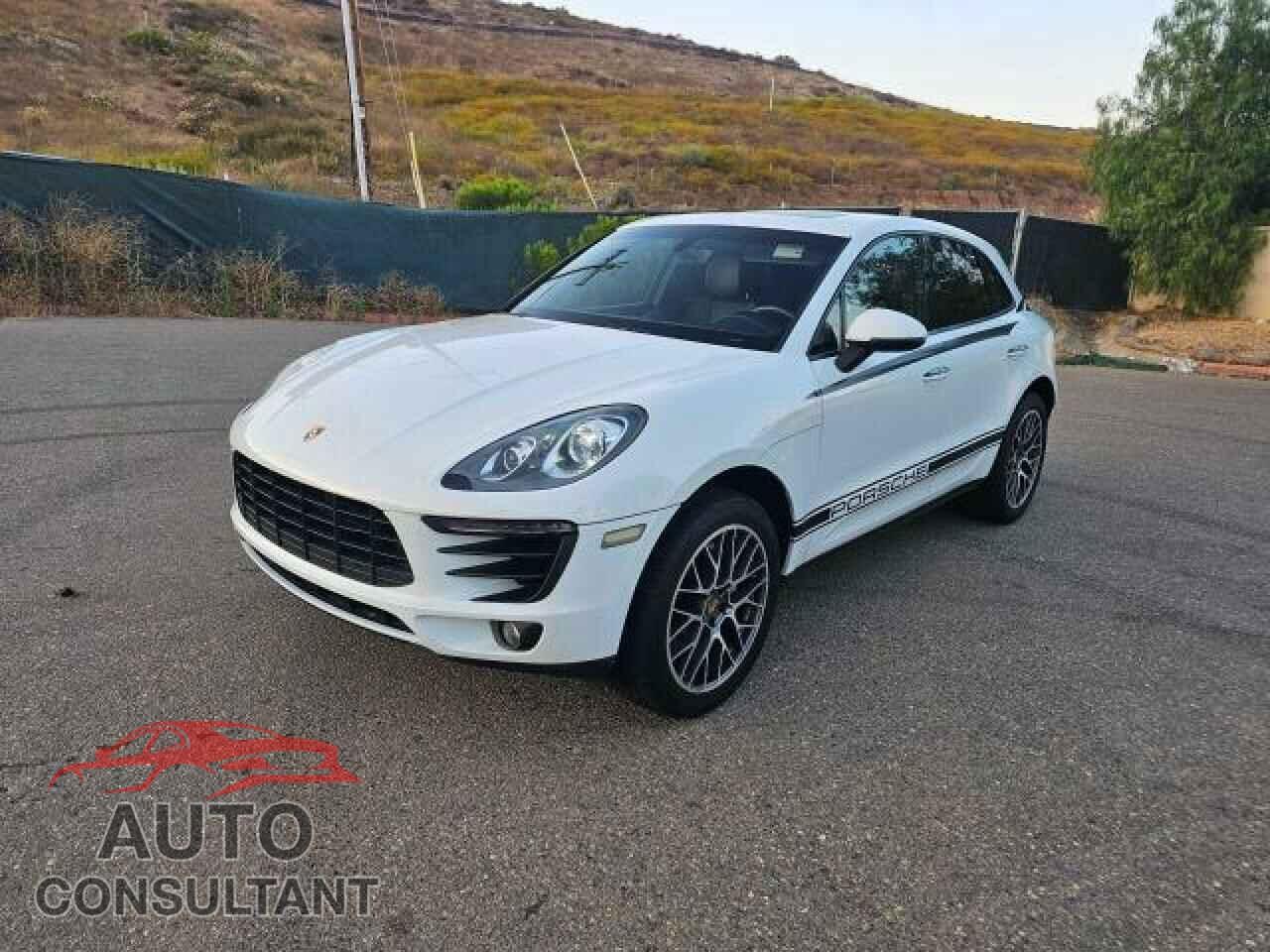 PORSCHE MACAN 2016 - WP1AB2A59GLB46733