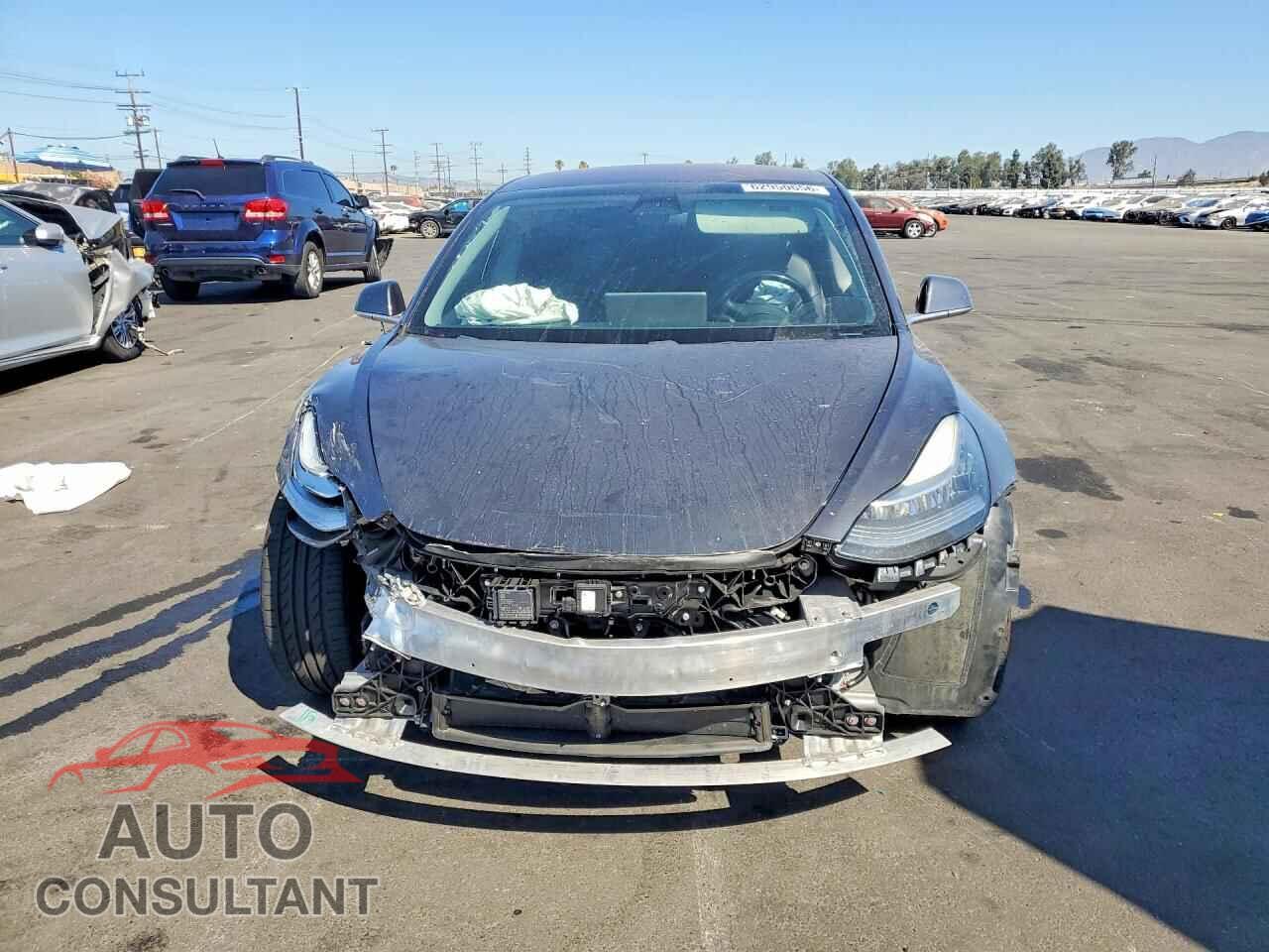 TESLA MODEL 3 2018 - 5YJ3E1EA0JF014182