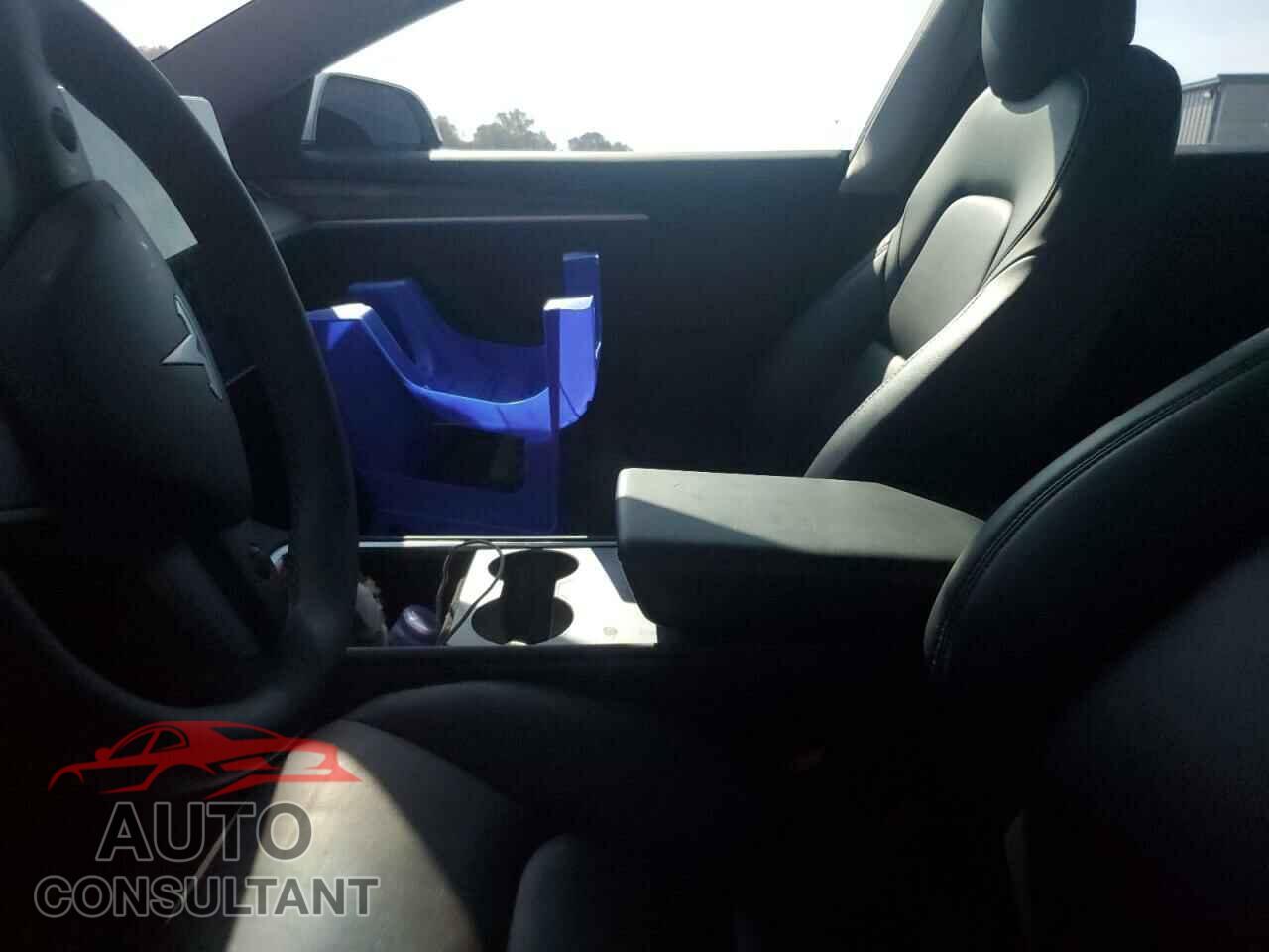 TESLA MODEL 3 2022 - 5YJ3E1EB4NF170837