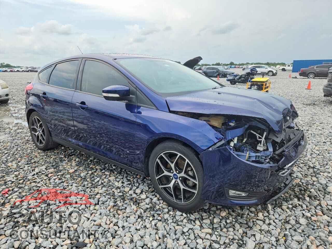 FORD FOCUS 2017 - 1FADP3M26HL306422