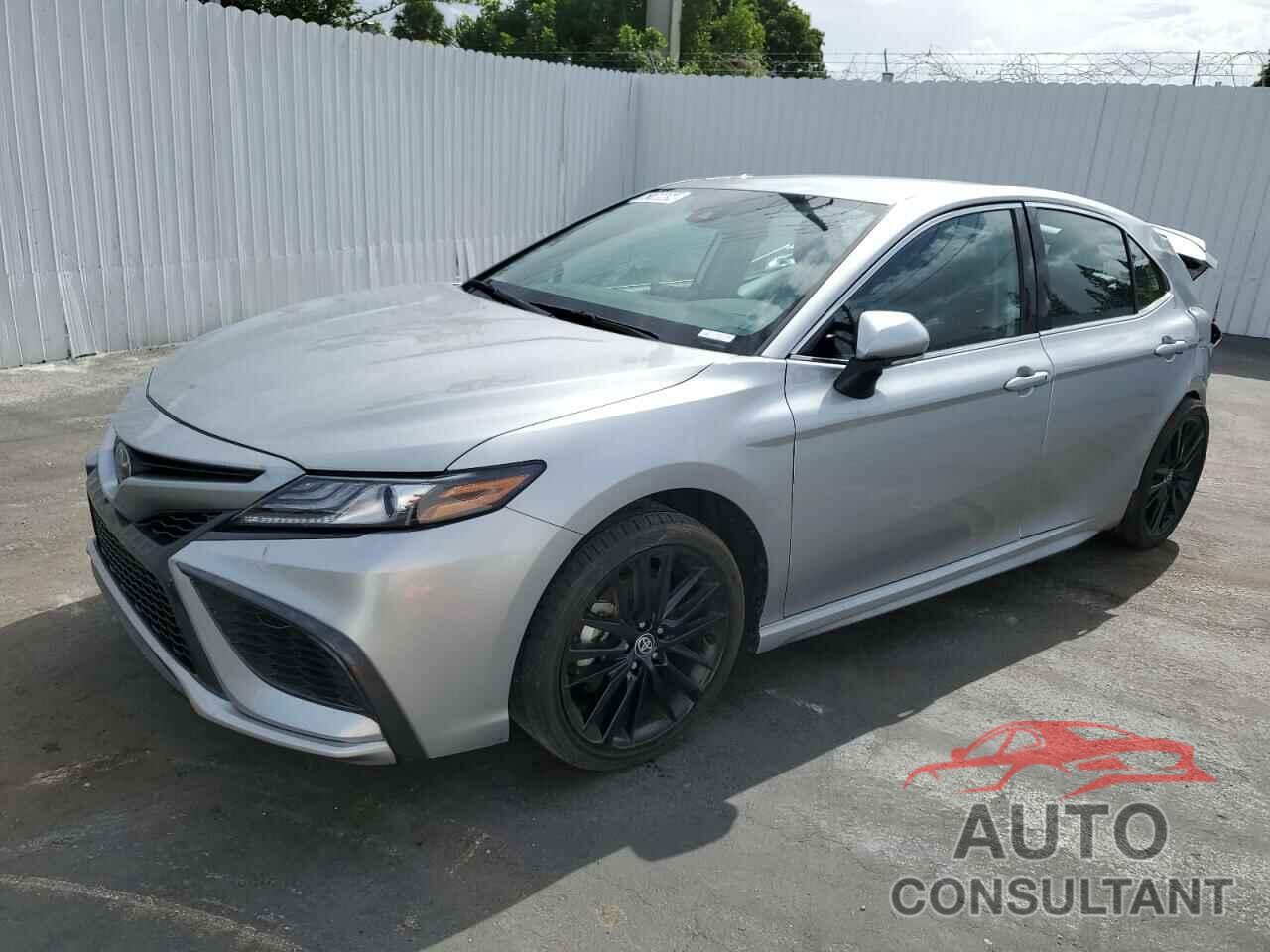 TOYOTA CAMRY 2022 - 4T1K61AK8NU709834