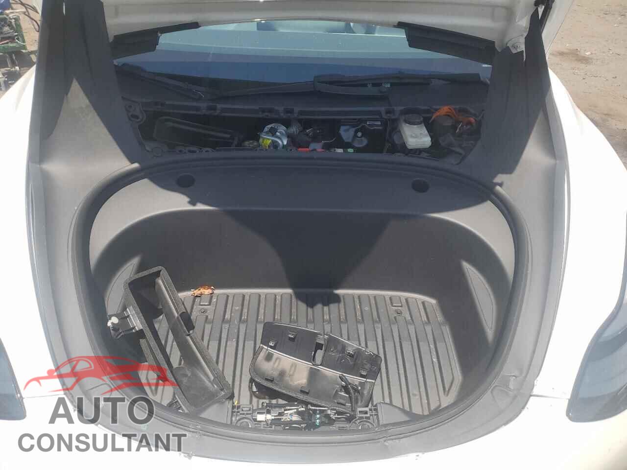 TESLA MODEL 3 2023 - 5YJ3E1EA2PF396725