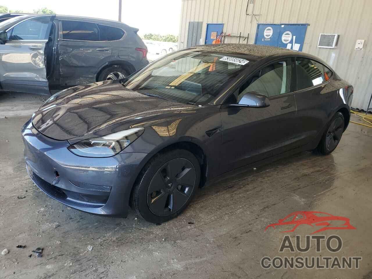 TESLA MODEL 3 2023 - 5YJ3E1EA3PF435595