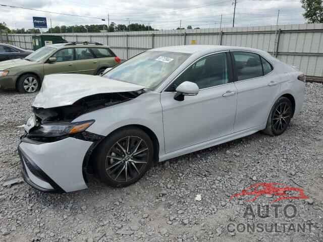 TOYOTA CAMRY 2022 - 4T1G11AK5NU037977