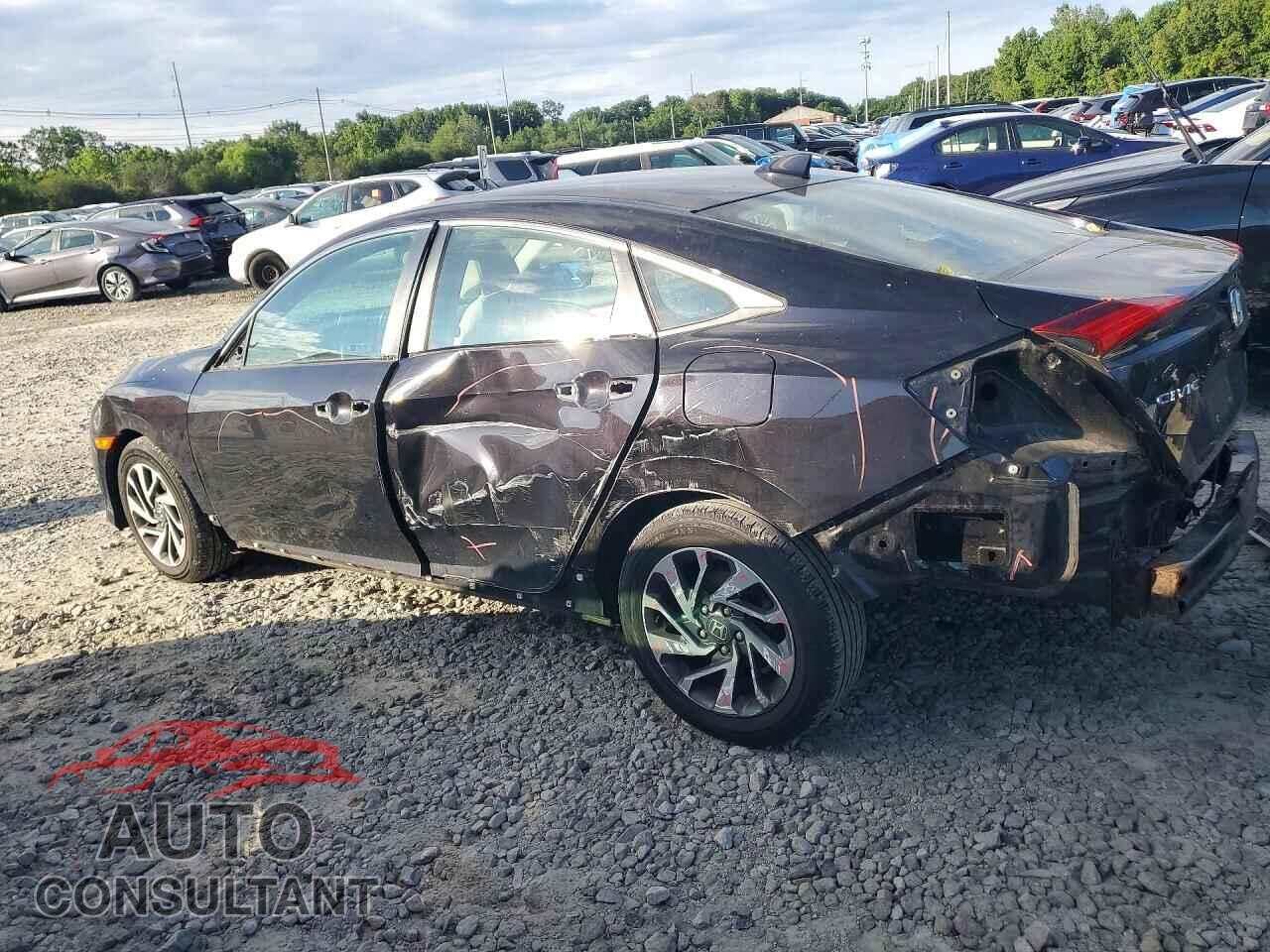 HONDA CIVIC 2018 - 2HGFC2F79JH511111