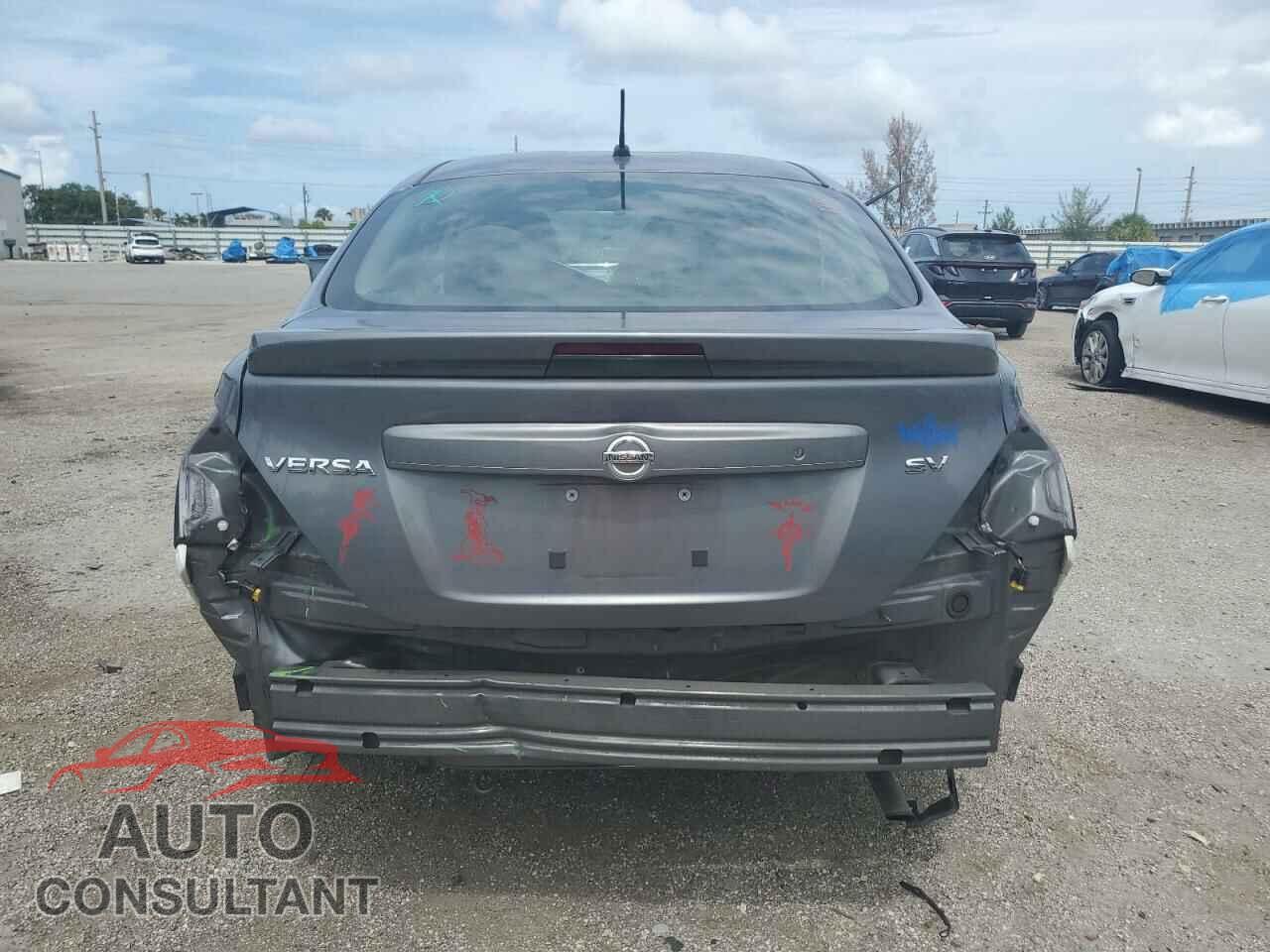 NISSAN VERSA 2017 - 3N1CN7AP6HL902625