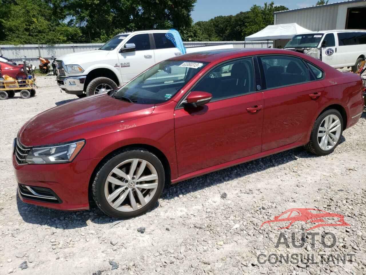 VOLKSWAGEN PASSAT 2019 - 1VWLA7A38KC009037
