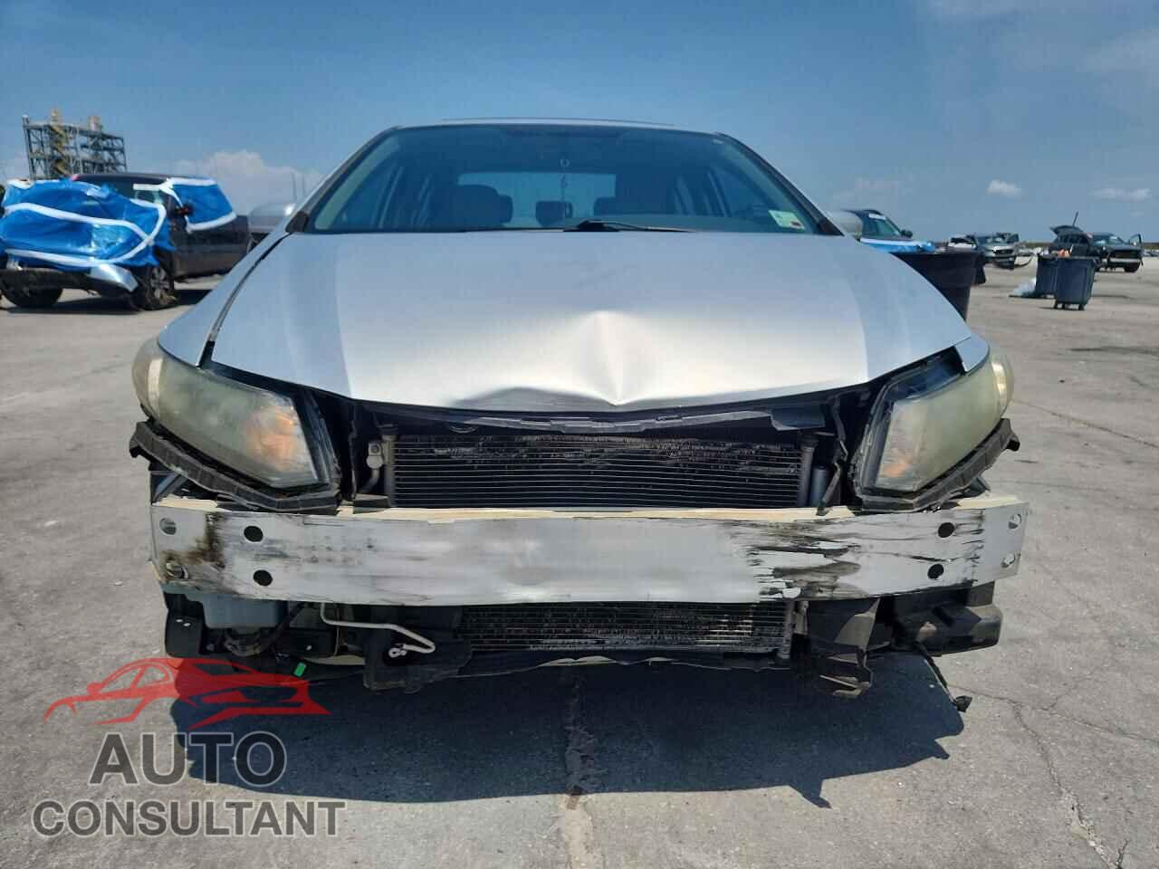 HONDA CIVIC 2015 - 2HGFB2F98FH516232