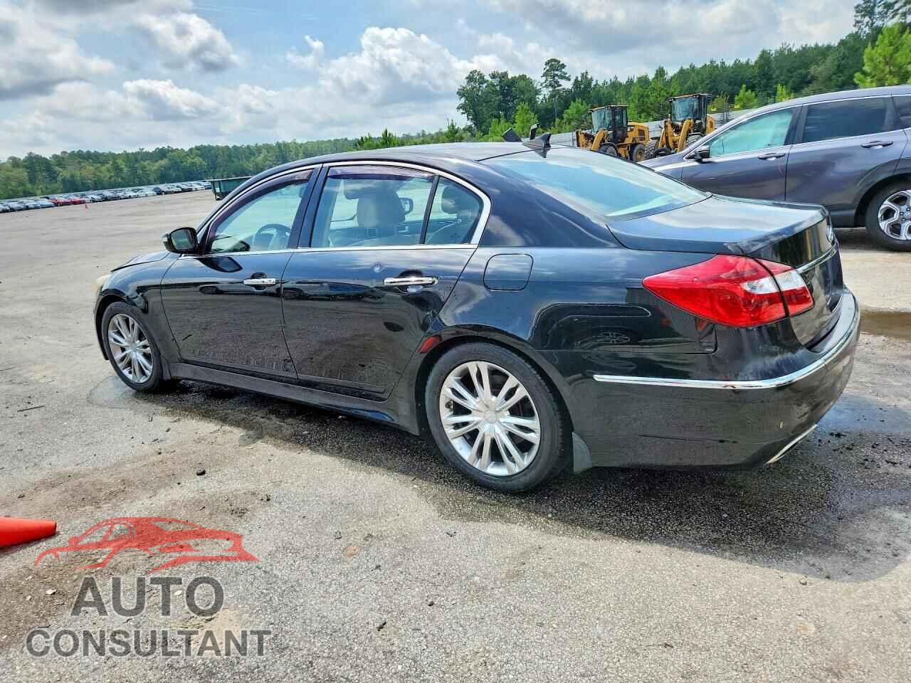HYUNDAI GENESIS 2012 - KMHGC4DD8CU202345