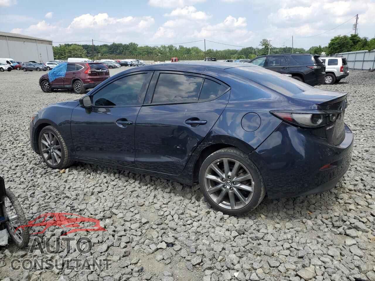 MAZDA 3 2018 - 3MZBN1V35JM237159