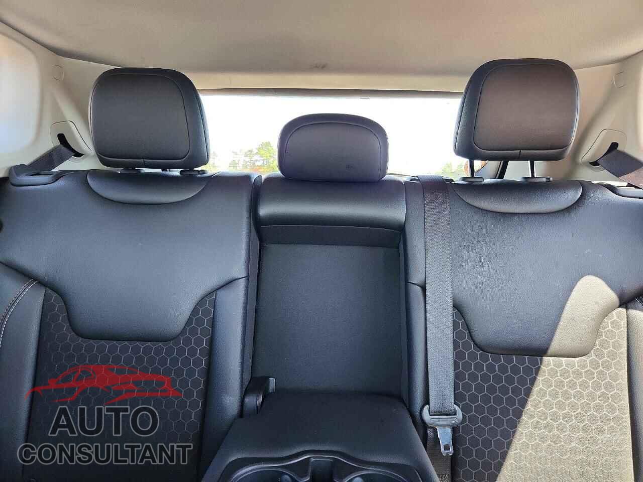 JEEP COMPASS 2018 - 3C4NJDBB8JT436933