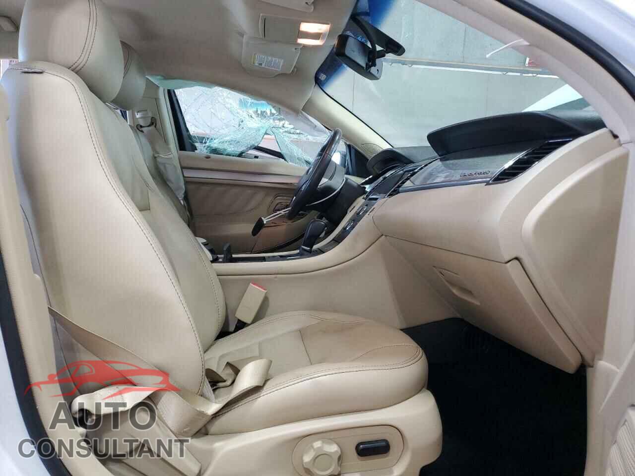 FORD TAURUS 2015 - 1FAHP2E86FG189770