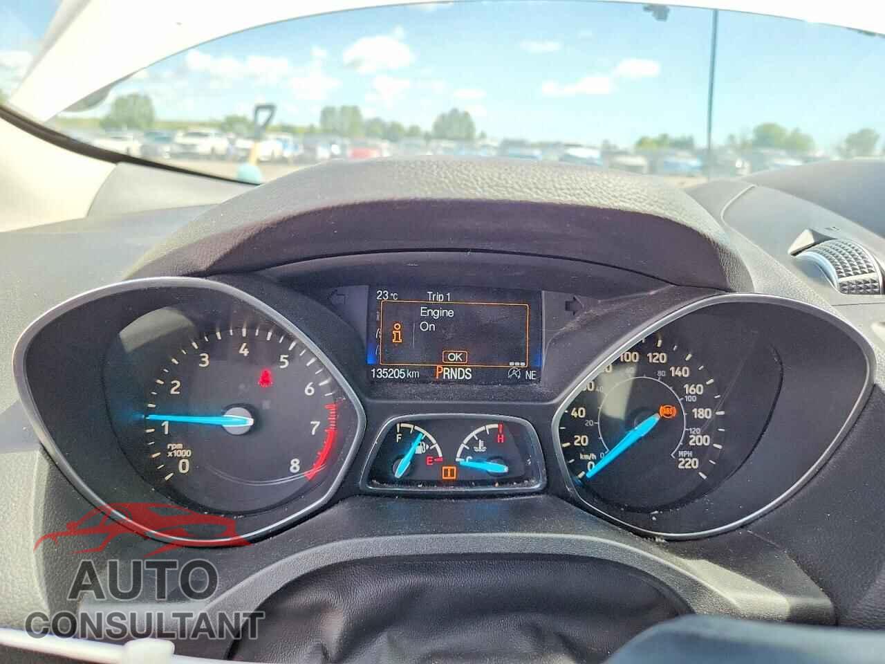 FORD ESCAPE 2017 - 1FMCU9J98HUE78654