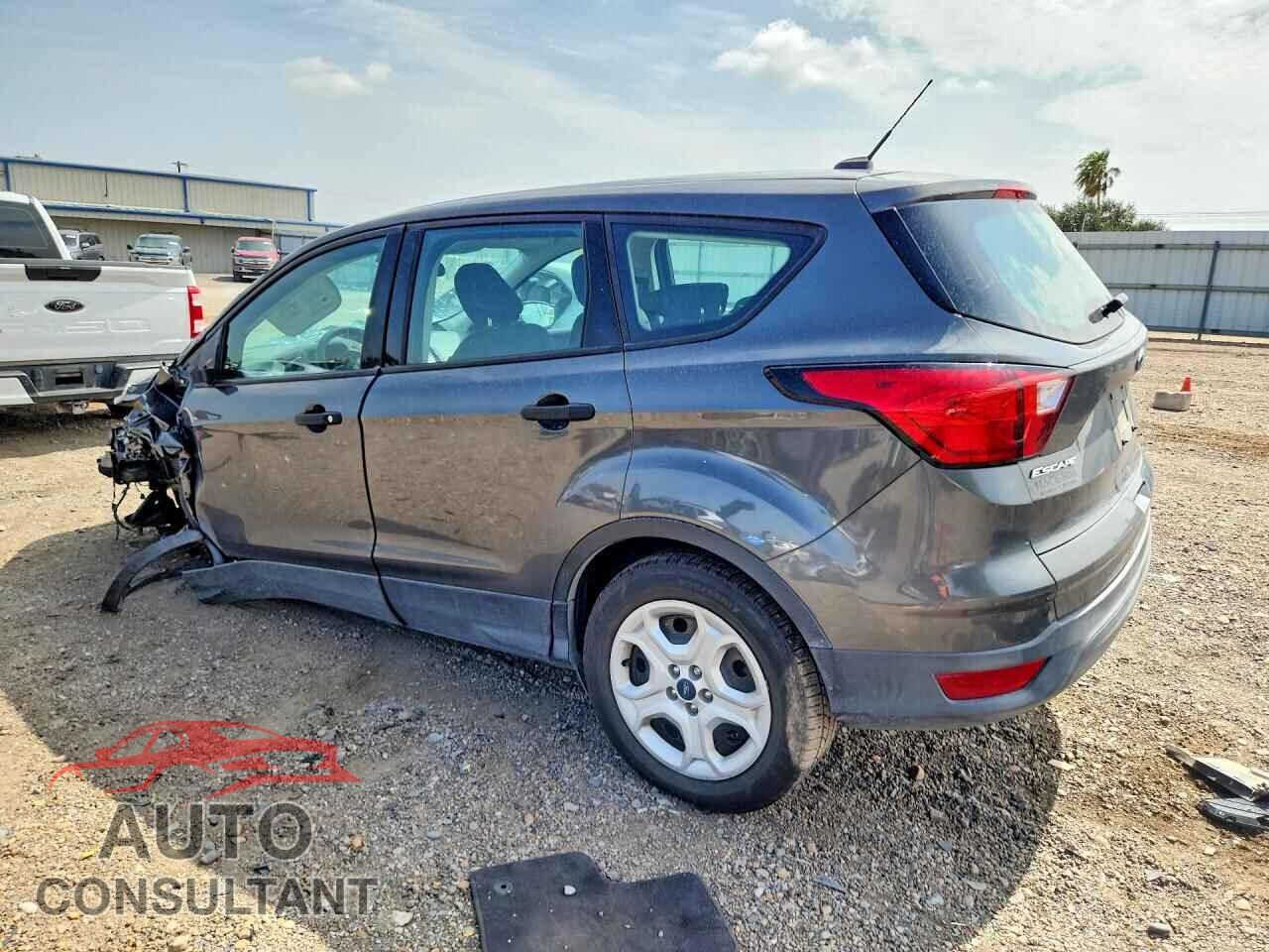FORD ESCAPE 2019 - 1FMCU0F76KUC25536