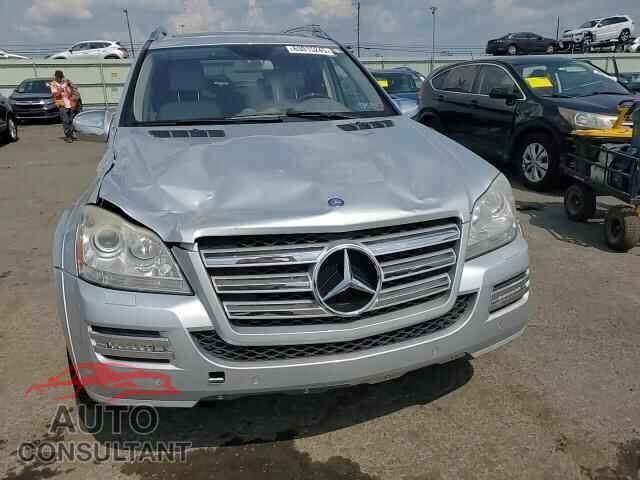 MERCEDES-BENZ GL-CLASS 2010 - 4JGBF8GEXAA572210