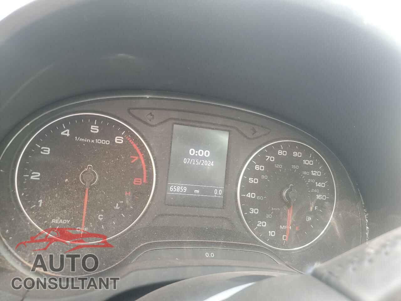 AUDI A3 2019 - WAUBEGFF8KA104292