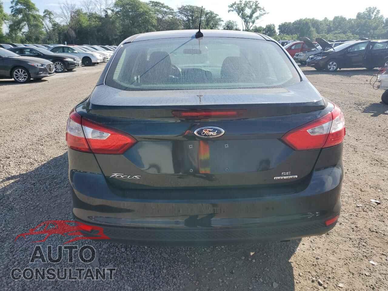 FORD FOCUS 2014 - 1FADP3F2XEL440746