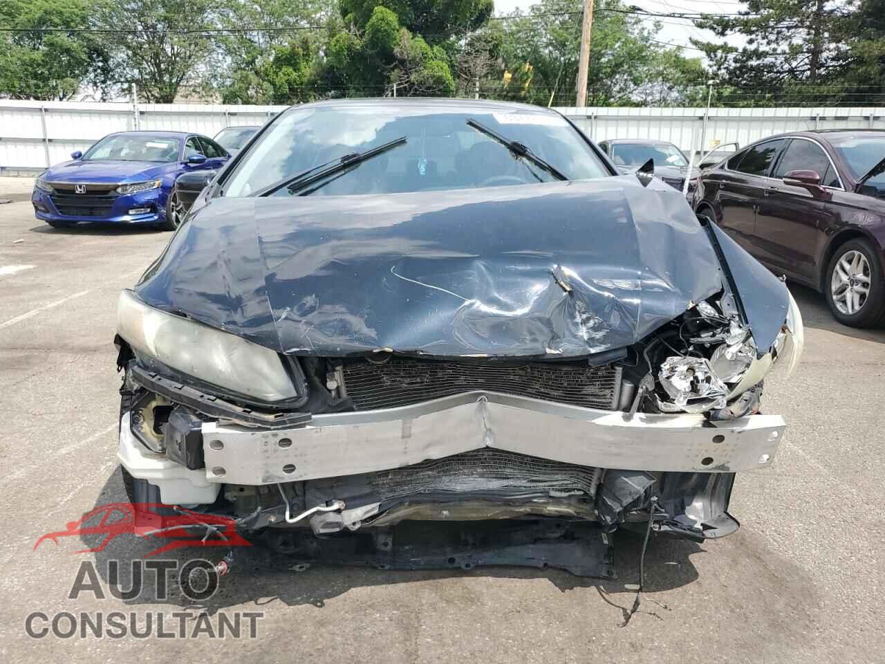HONDA CIVIC 2015 - 2HGFB2F95FH506547