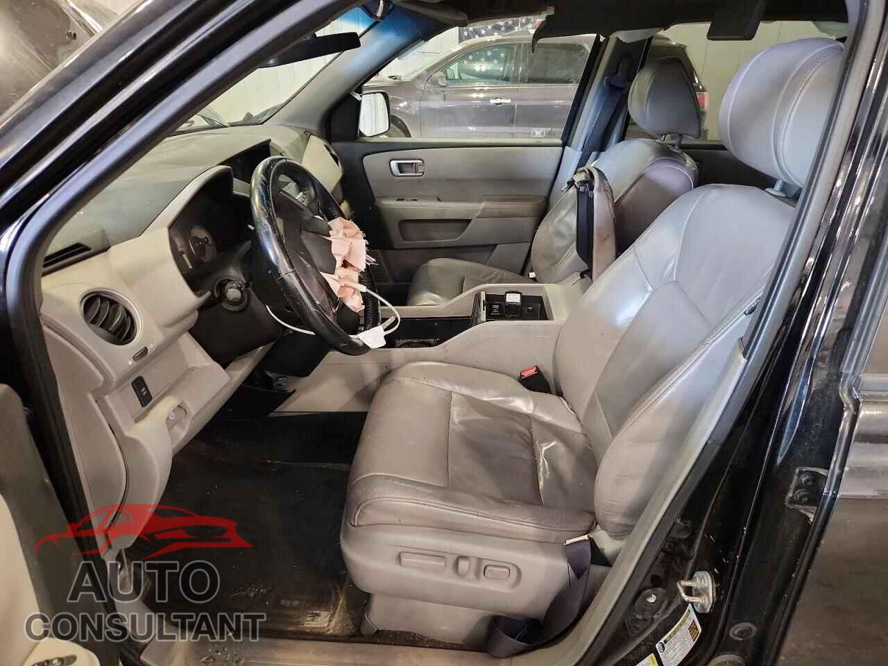 HONDA PILOT 2011 - 5FNYF4H6XBB067209