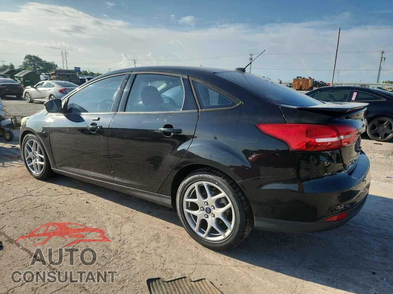 FORD FOCUS 2015 - 1FADP3F26FL374651