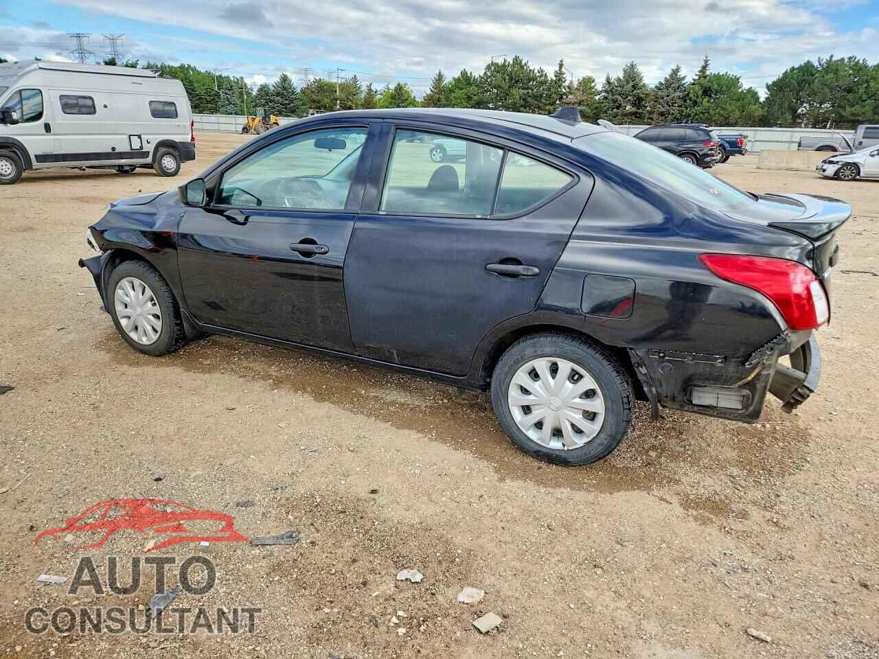 NISSAN VERSA 2017 - 3N1CN7AP3HL846353