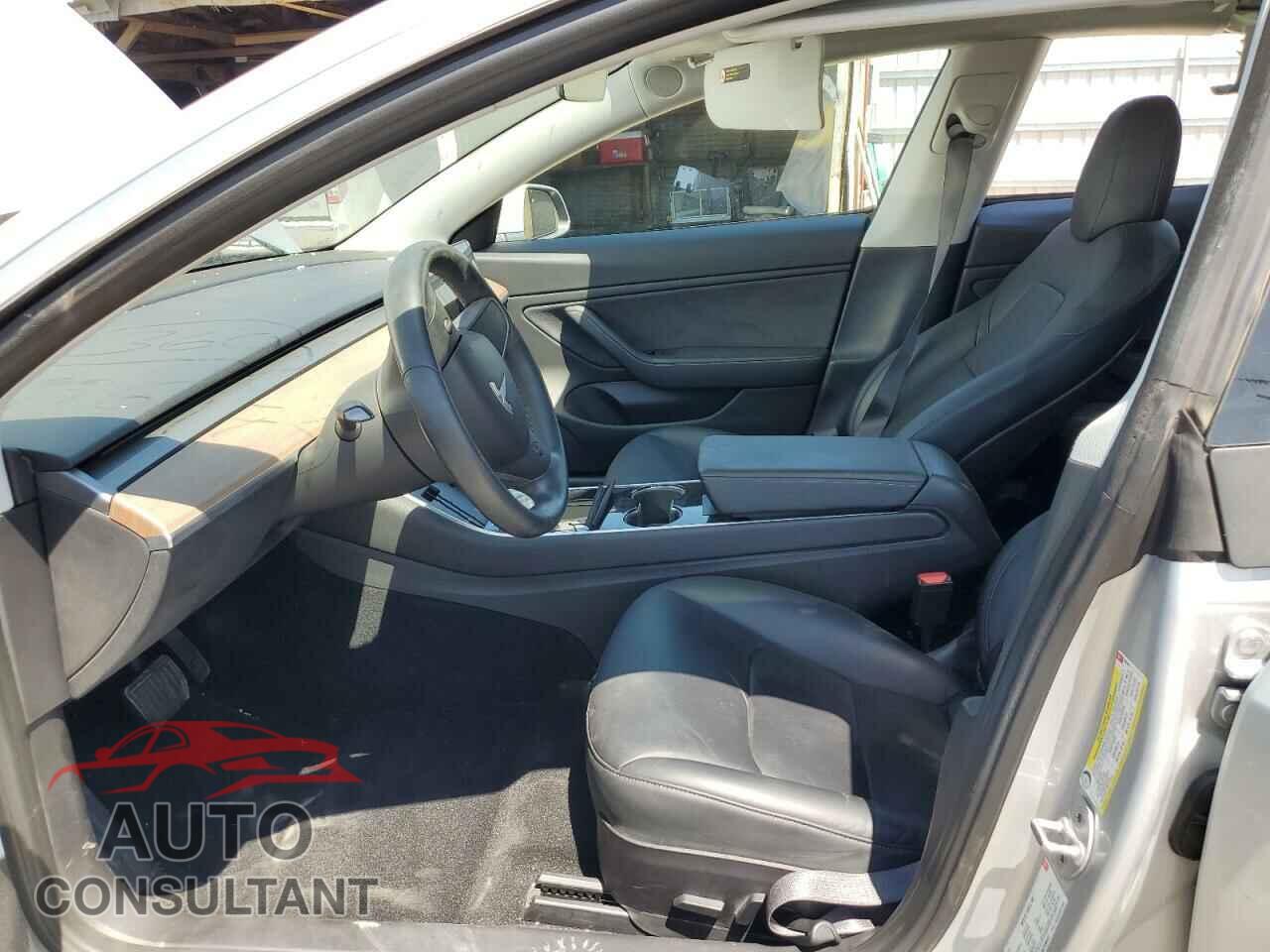 TESLA MODEL 3 2018 - 5YJ3E1EA6JF098461
