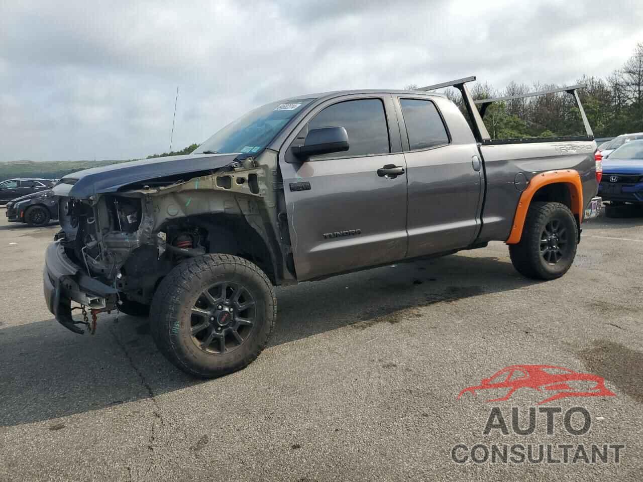 TOYOTA TUNDRA 2016 - 5TFUY5F15GX490055