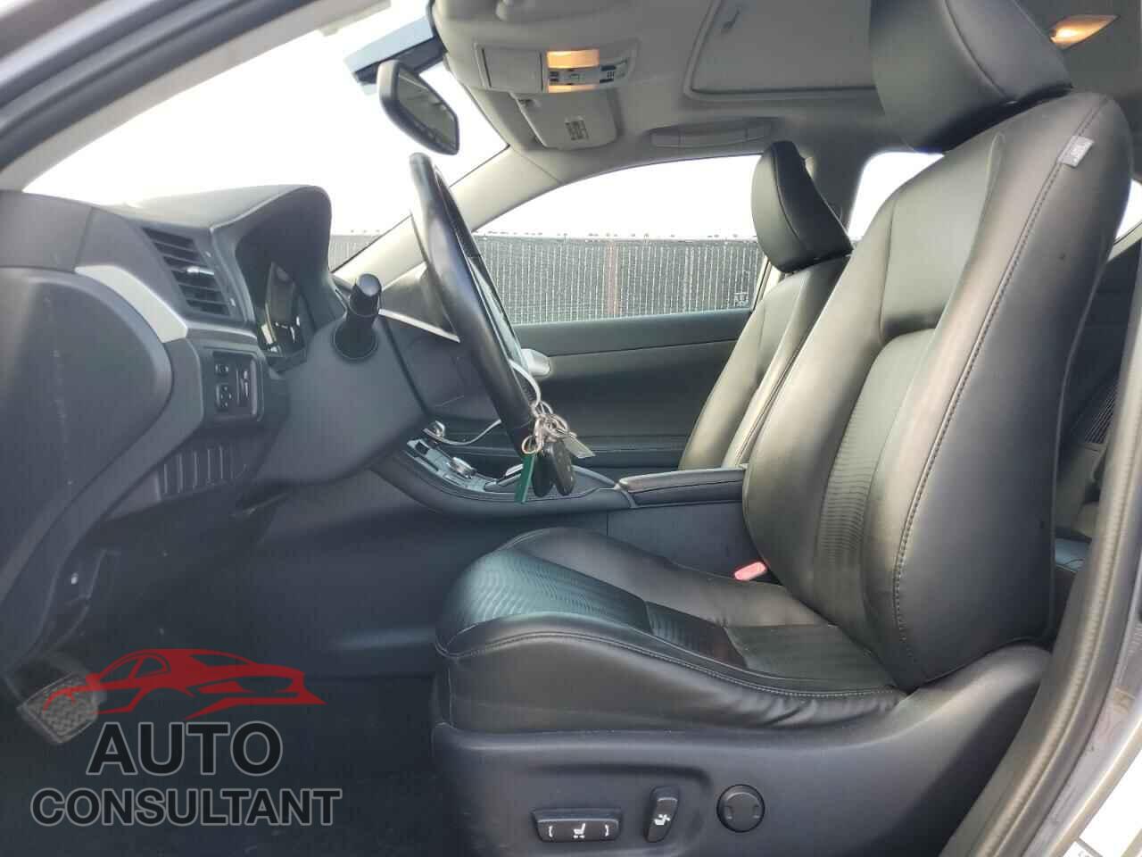 LEXUS CT 200 2013 - JTHKD5BH8D2153263