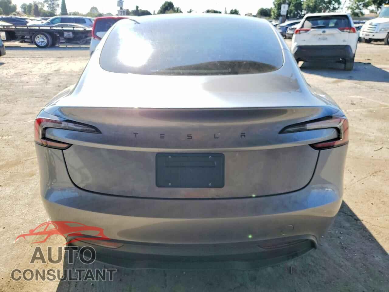 TESLA MODEL 3 2026 - 5YJ3E1EA9TF165850