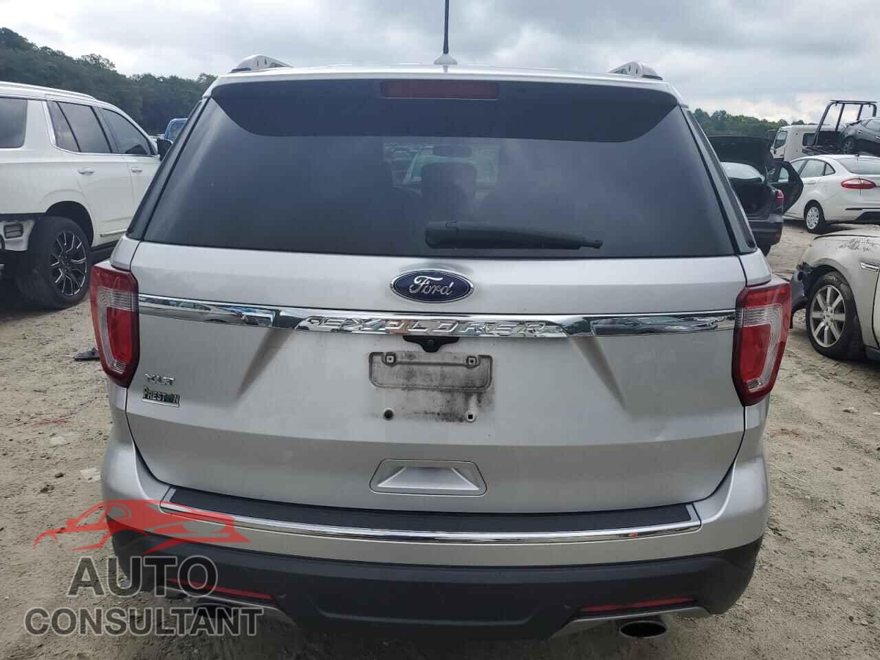 FORD EXPLORER 2018 - 1FM5K7D82JGB40306