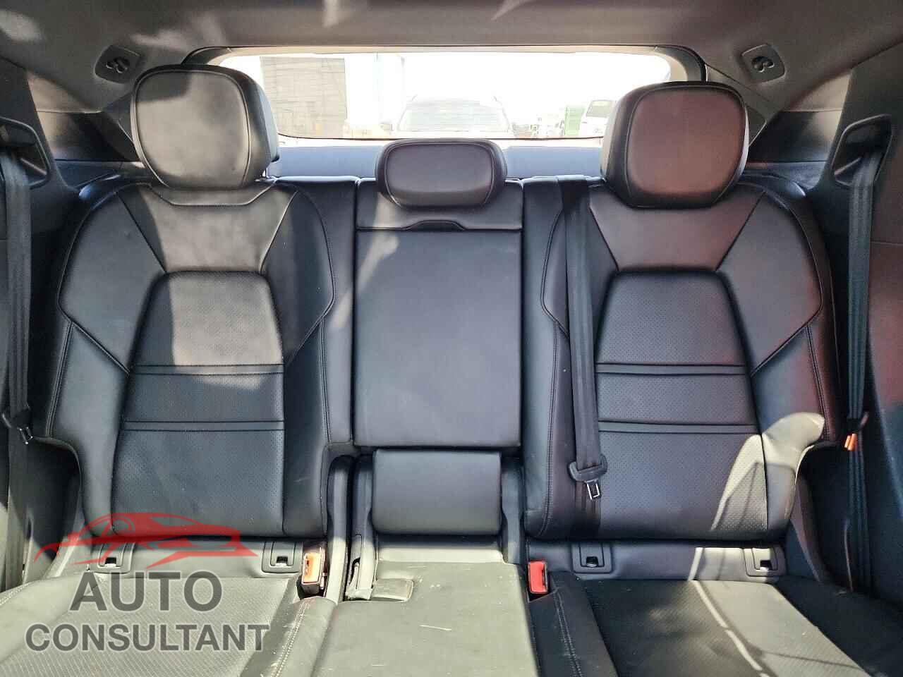 PORSCHE CAYENNE 2020 - WP1BA2AY1LDA46857