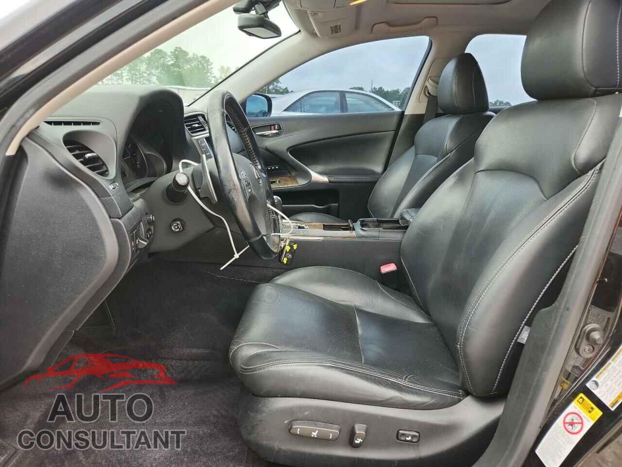 LEXUS IS 2009 - JTHCK262995032410