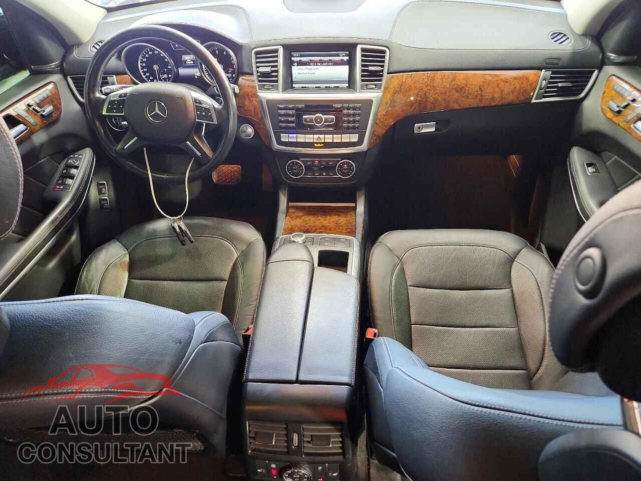 MERCEDES-BENZ GL-CLASS 2015 - 4JGDF7DE7FA547229