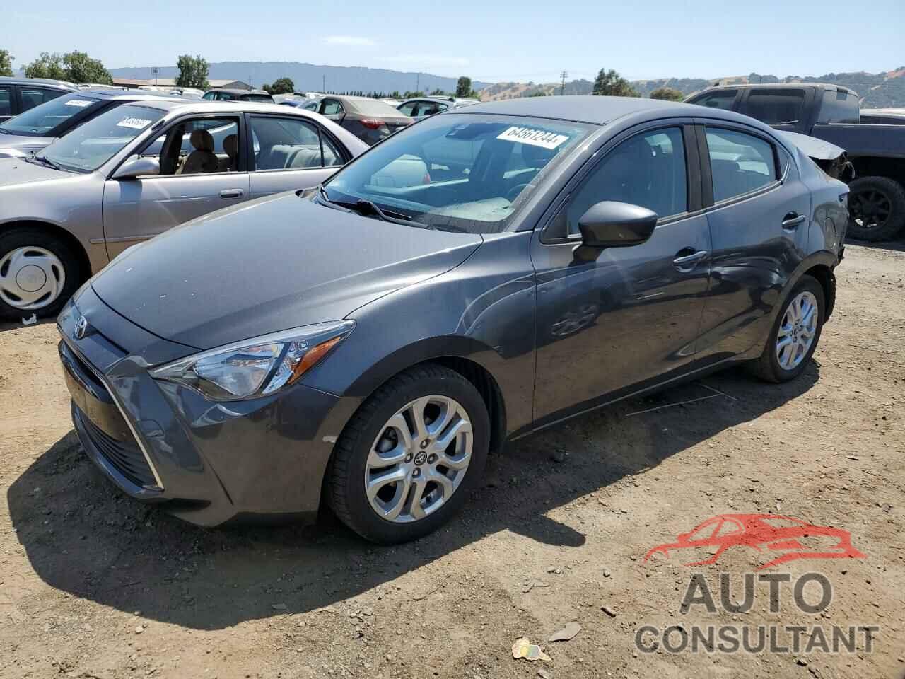 TOYOTA YARIS 2018 - 3MYDLBYV2JY313628