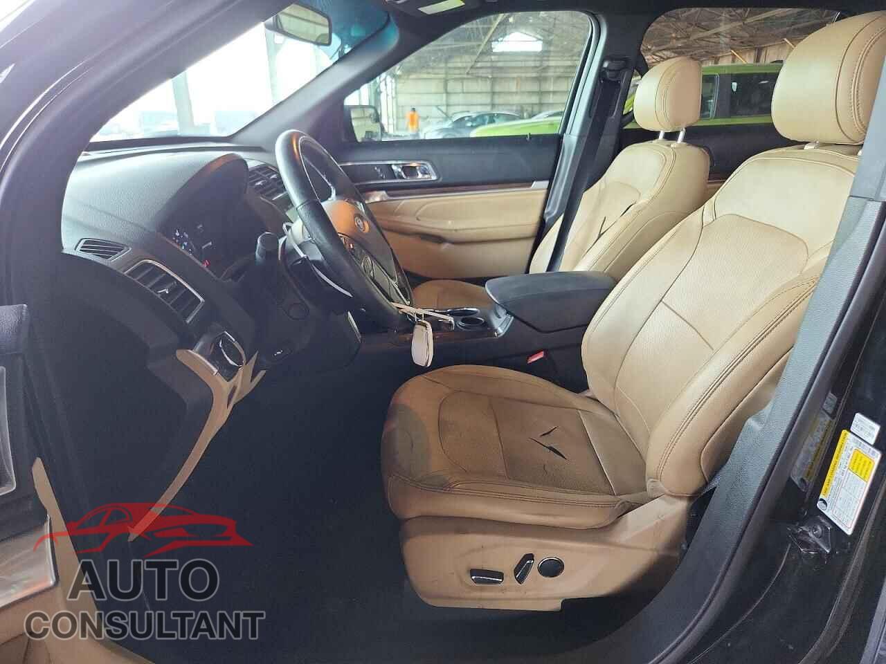 FORD EXPLORER 2017 - 1FM5K7F85HGD04476