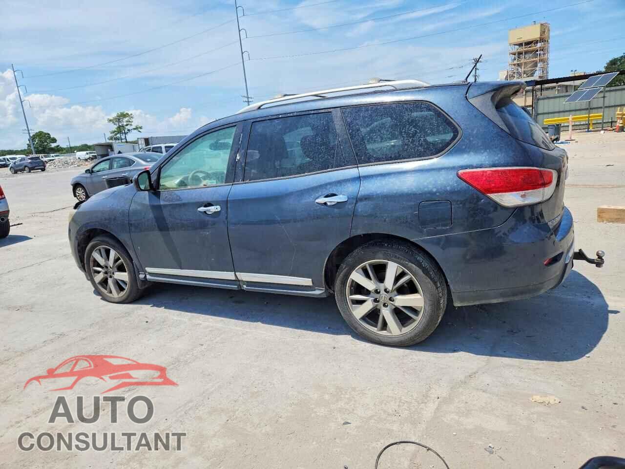 NISSAN PATHFINDER 2013 - 5N1AR2MN0DC649874