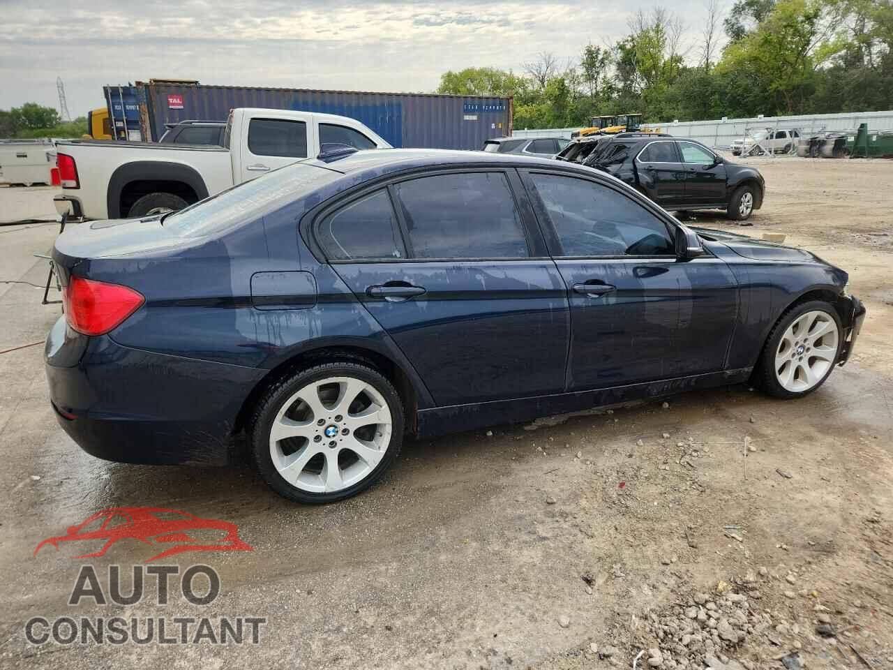 BMW 3 SERIES 2013 - WBA3B3C52DF530826