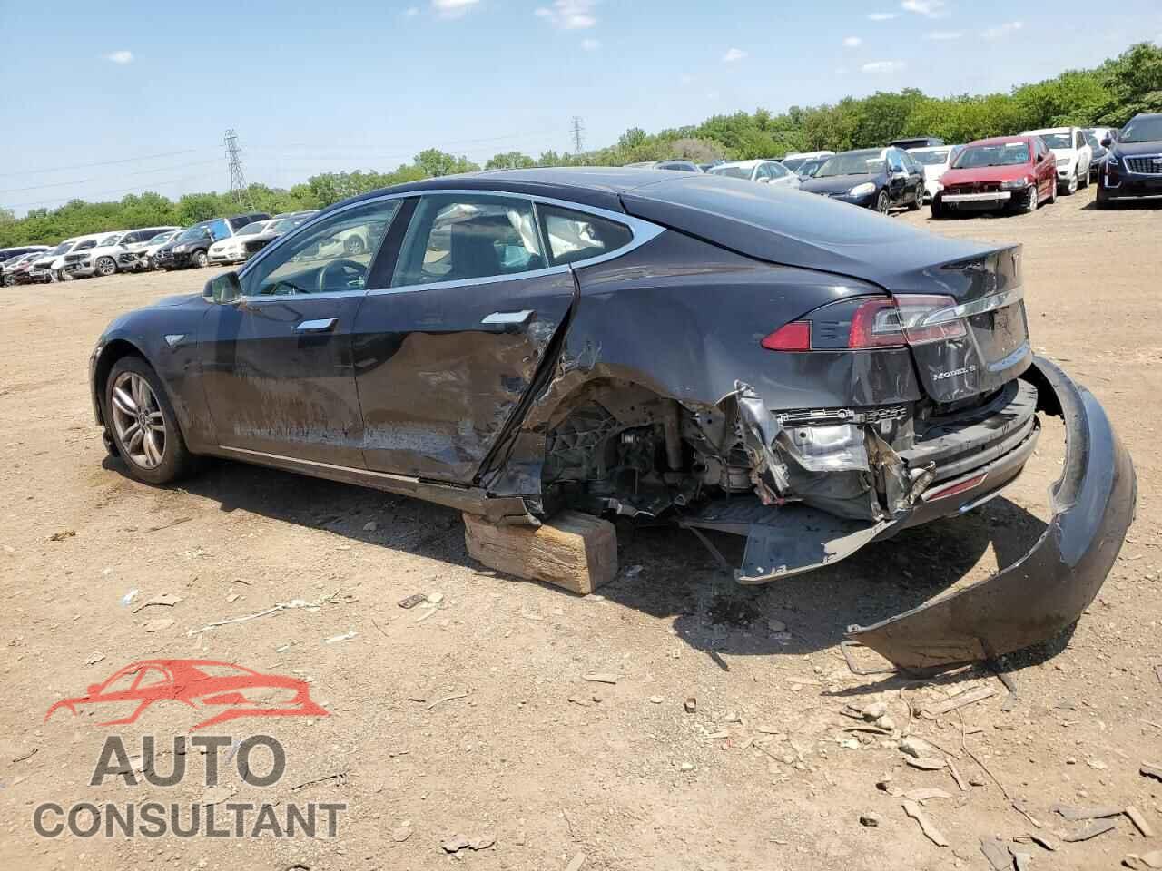 TESLA MODEL S 2015 - 5YJSA1S22FF091146