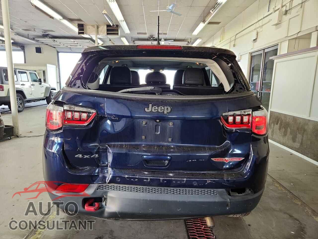 JEEP COMPASS 2019 - 3C4NJDDB7KT780123