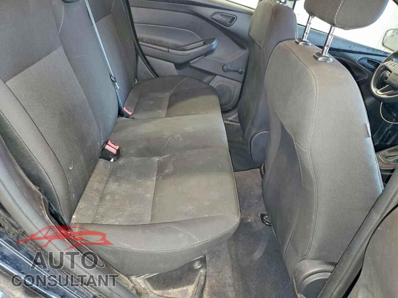 FORD FOCUS 2016 - 1FADP3E22GL212082