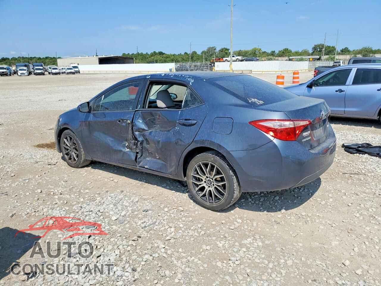 TOYOTA COROLLA 2017 - 5YFBURHE8HP714140