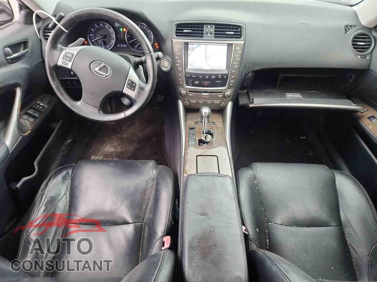 LEXUS IS 2012 - JTHBF5C22C5168360
