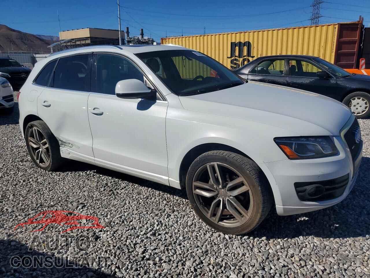 AUDI Q5 2012 - WA1LFAFP7CA108095