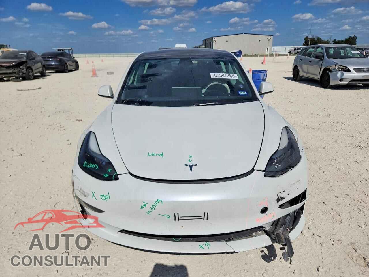 TESLA MODEL 3 2023 - 5YJ3E1EA5PF577270