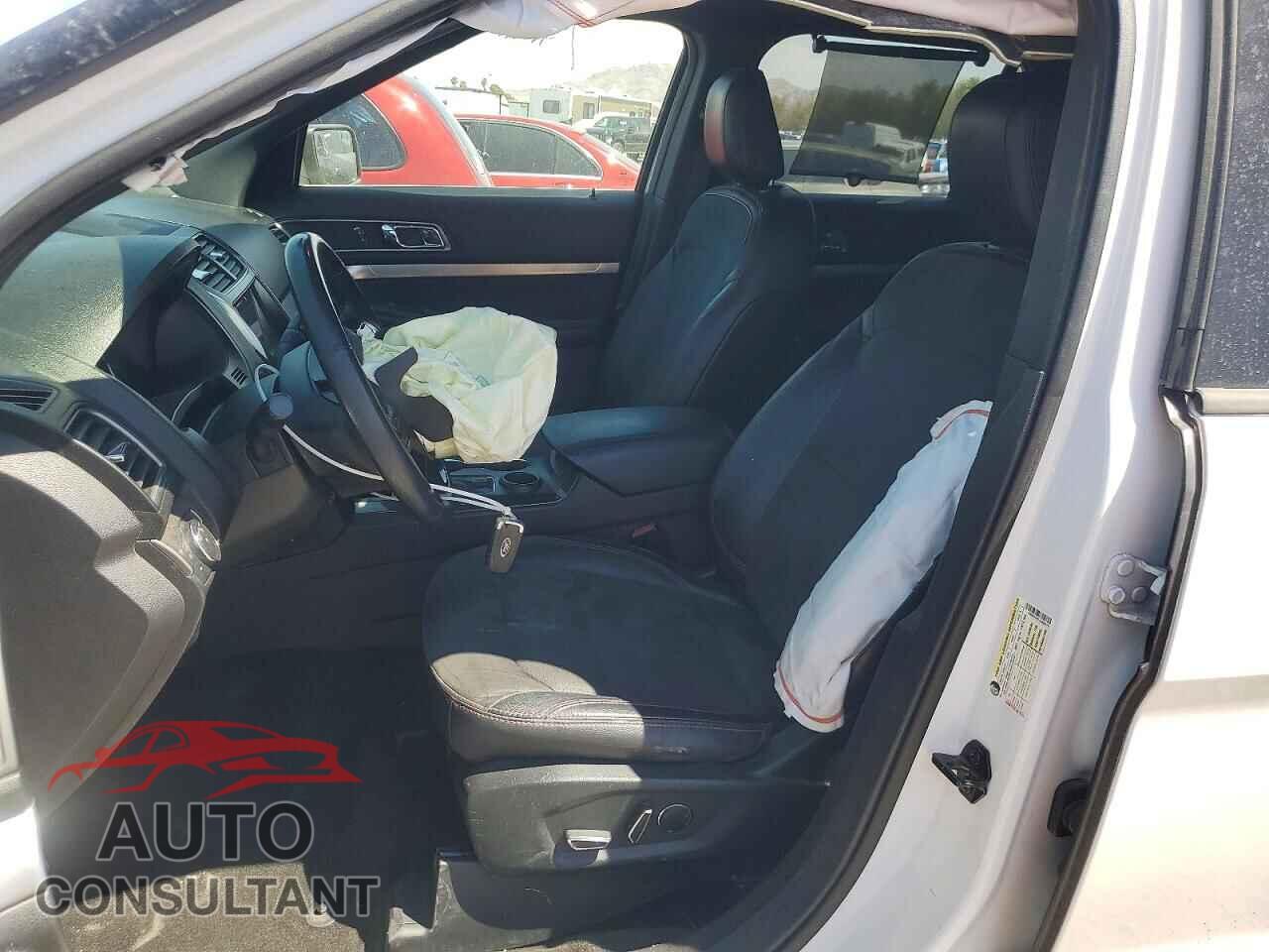 FORD EXPLORER 2018 - 1FM5K7D87JGA80572