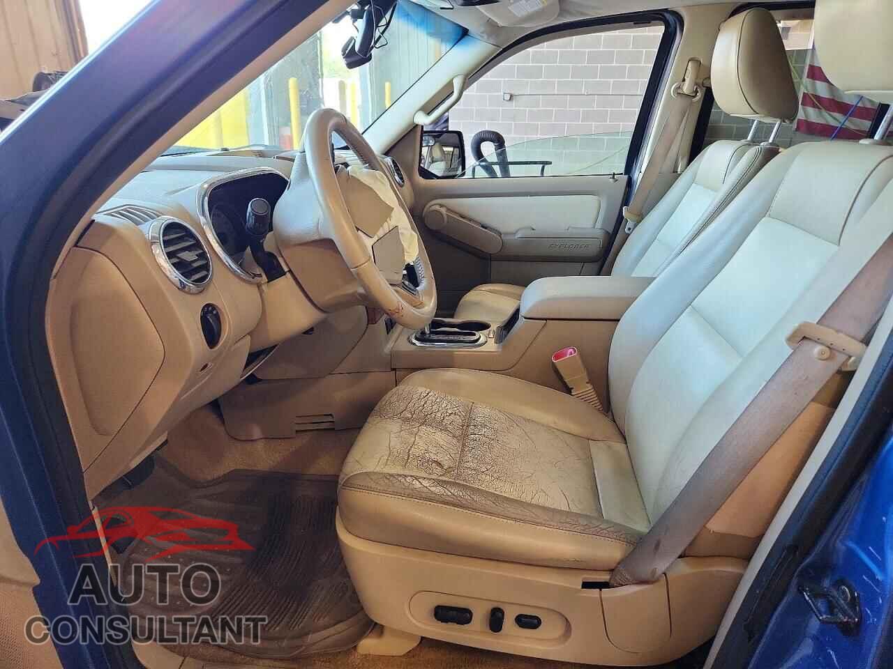 FORD EXPLORER 2009 - 1FMEU74E99UA11203