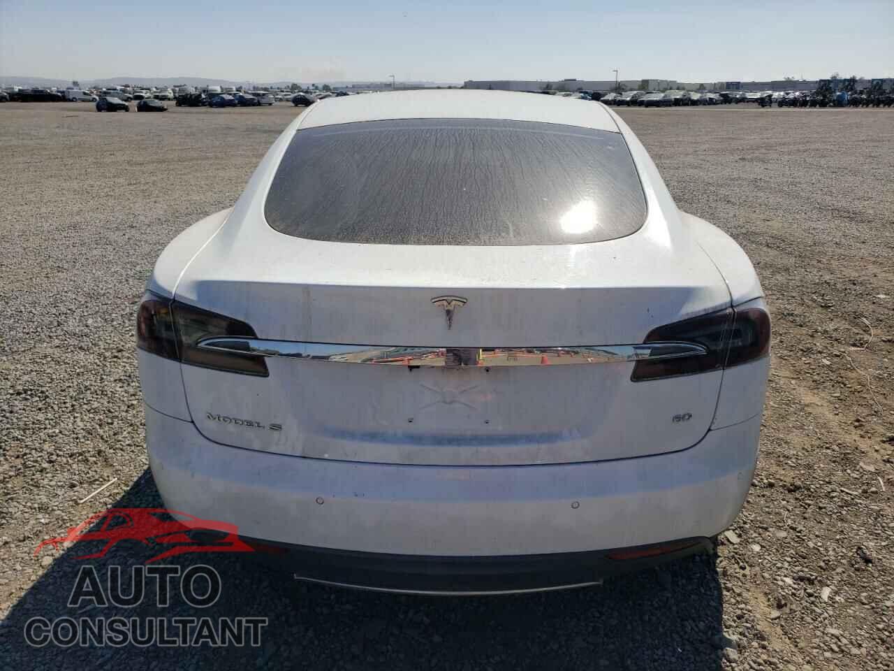 TESLA MODEL S 2014 - 5YJSA1S1XEFP51276